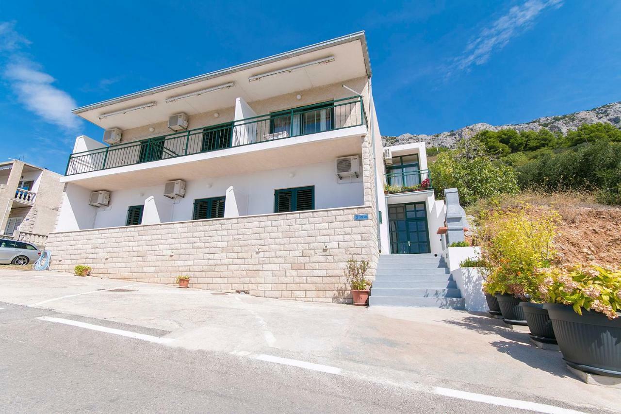 Apartmani Jurica I Ankica Brela Exterior foto